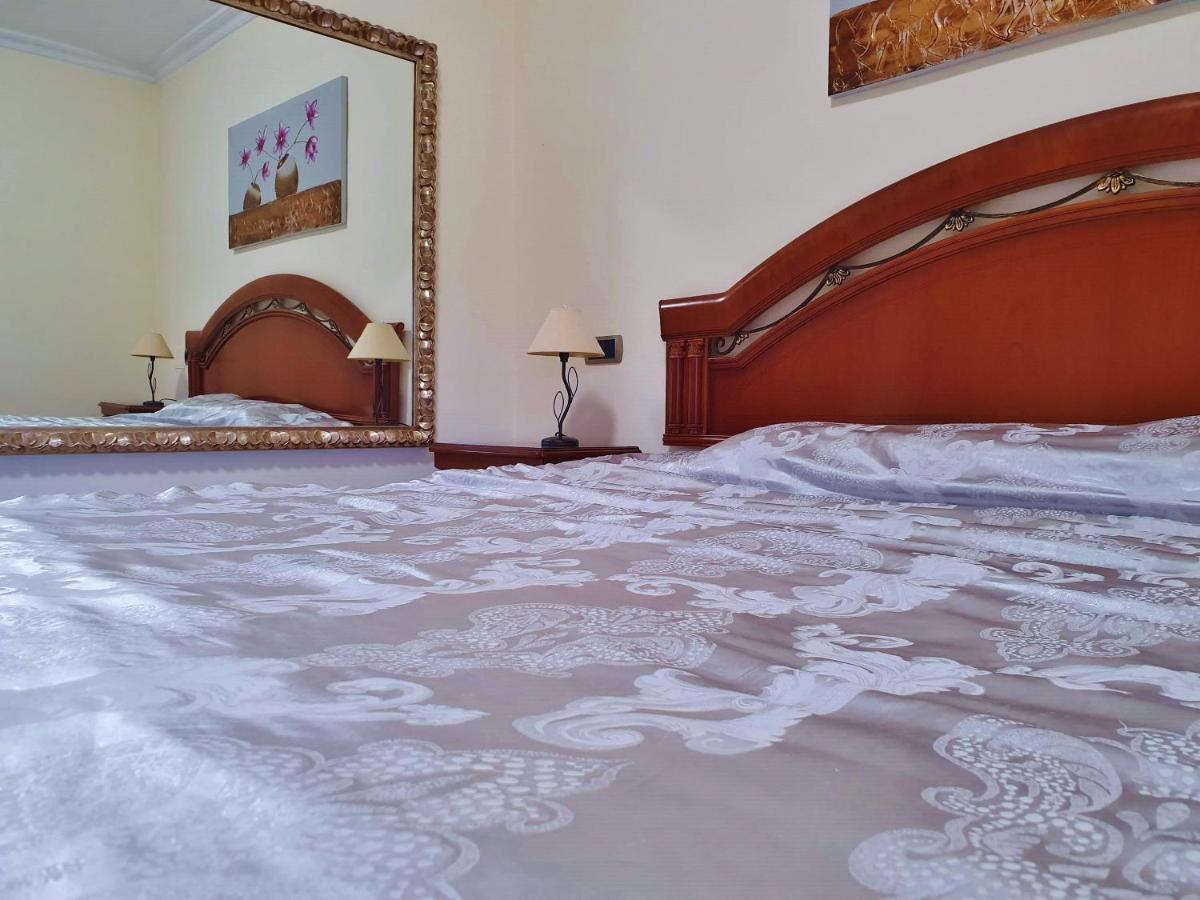 Villa Tres Palmeras En Alfaz Del Pi , Albir, Benidorm L'Alfas del Pi Luaran gambar