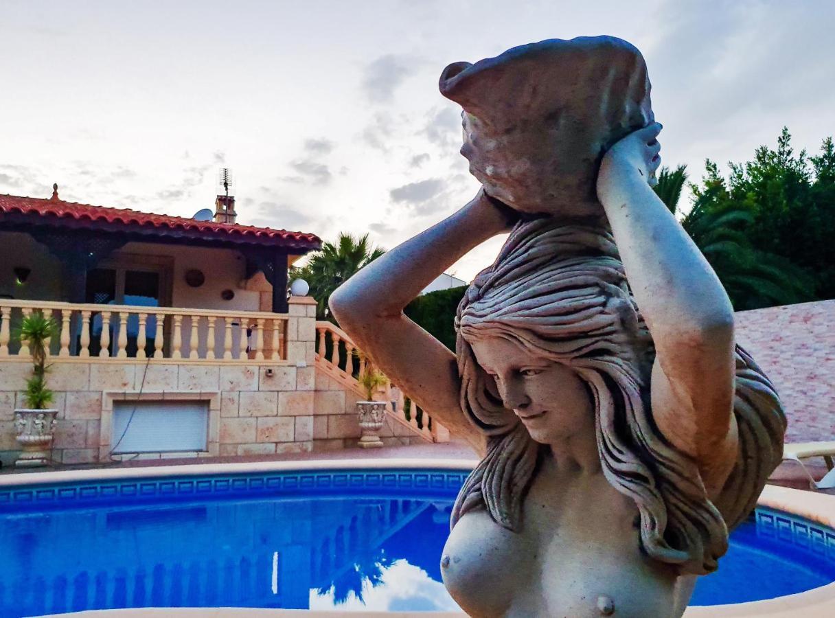 Villa Tres Palmeras En Alfaz Del Pi , Albir, Benidorm L'Alfas del Pi Luaran gambar
