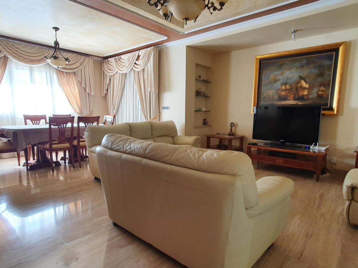 Villa Tres Palmeras En Alfaz Del Pi , Albir, Benidorm L'Alfas del Pi Luaran gambar